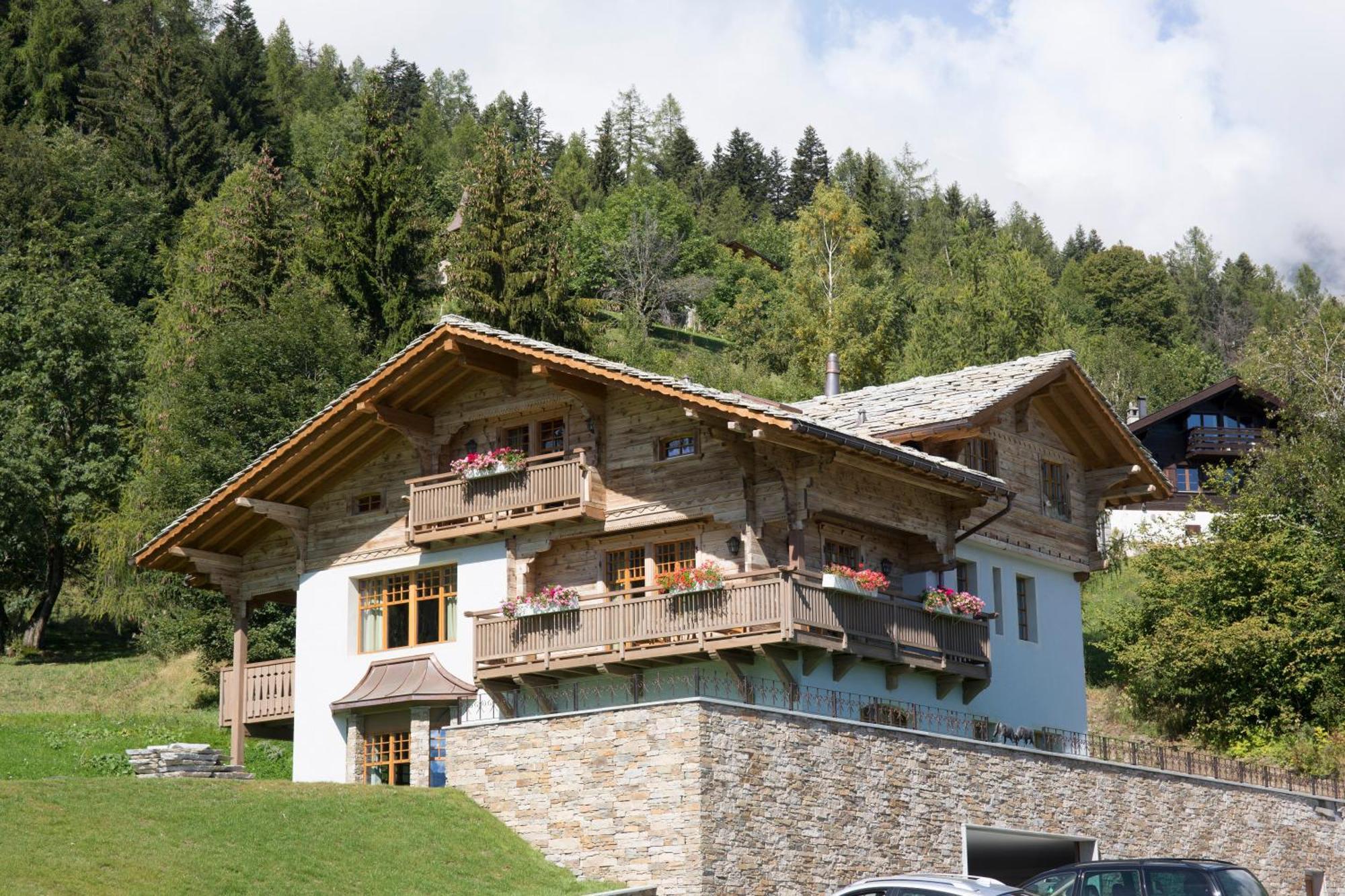 Between Boutique Hotel Chamoson Экстерьер фото