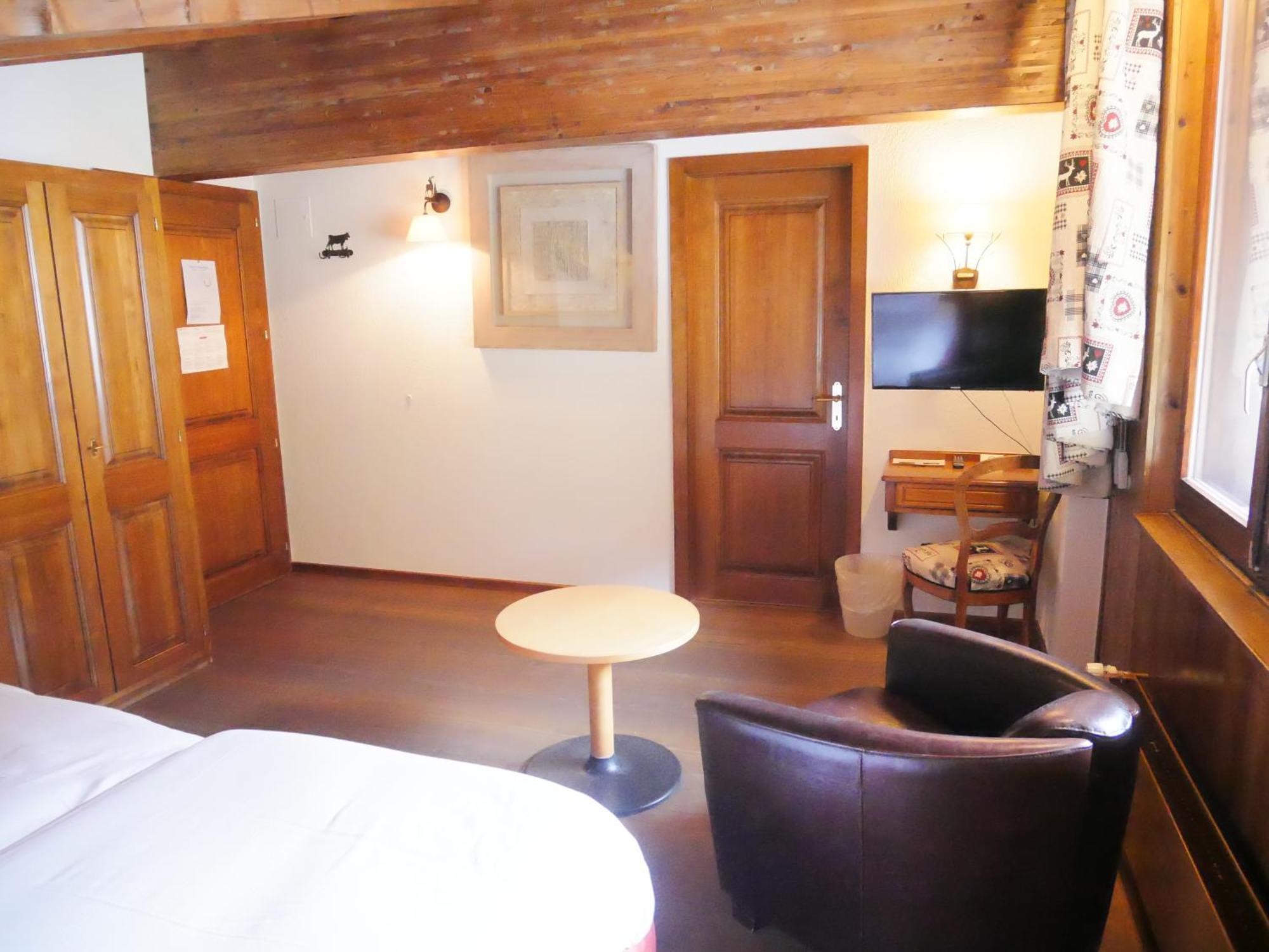 Between Boutique Hotel Chamoson Экстерьер фото