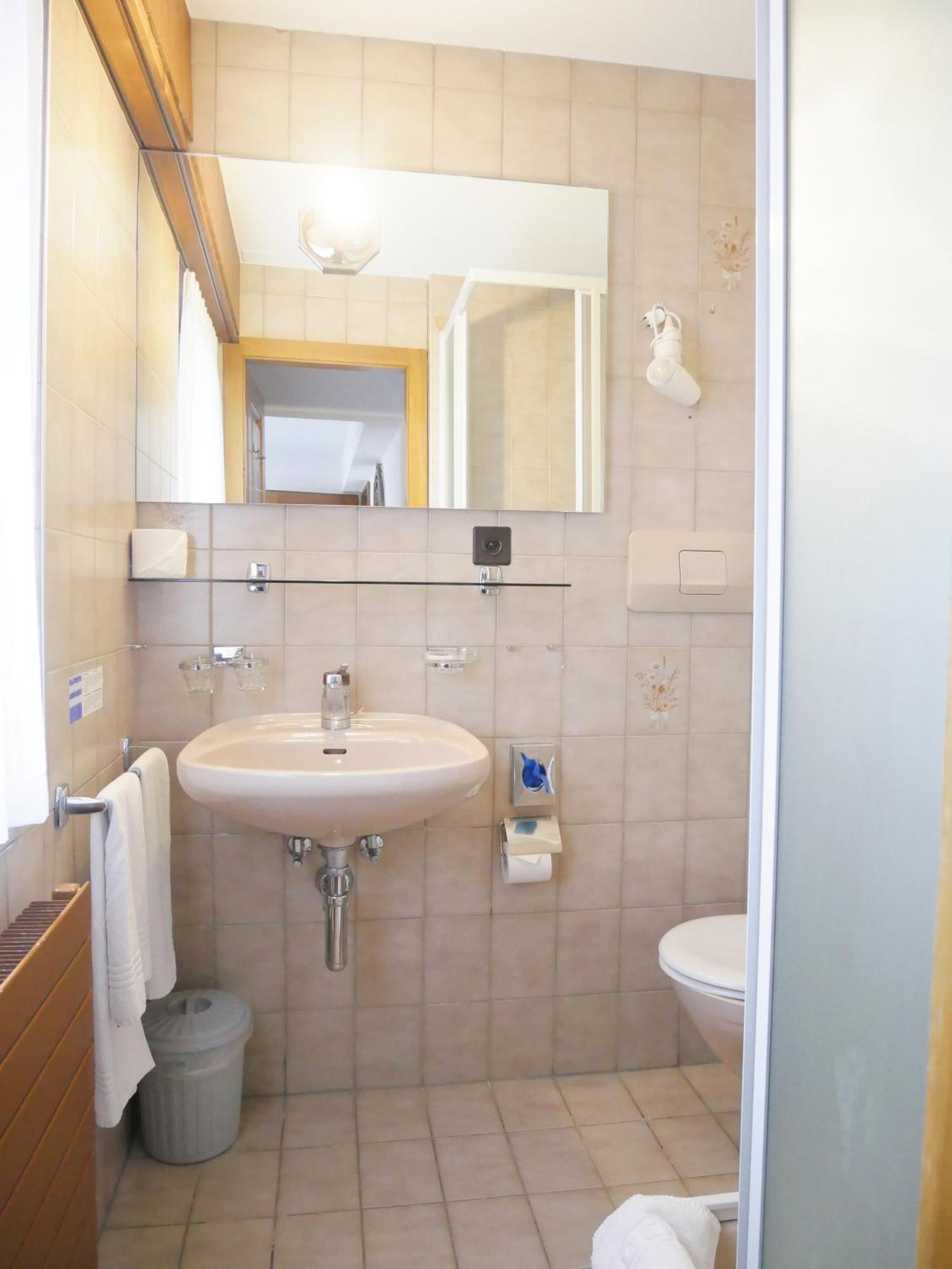 Between Boutique Hotel Chamoson Экстерьер фото