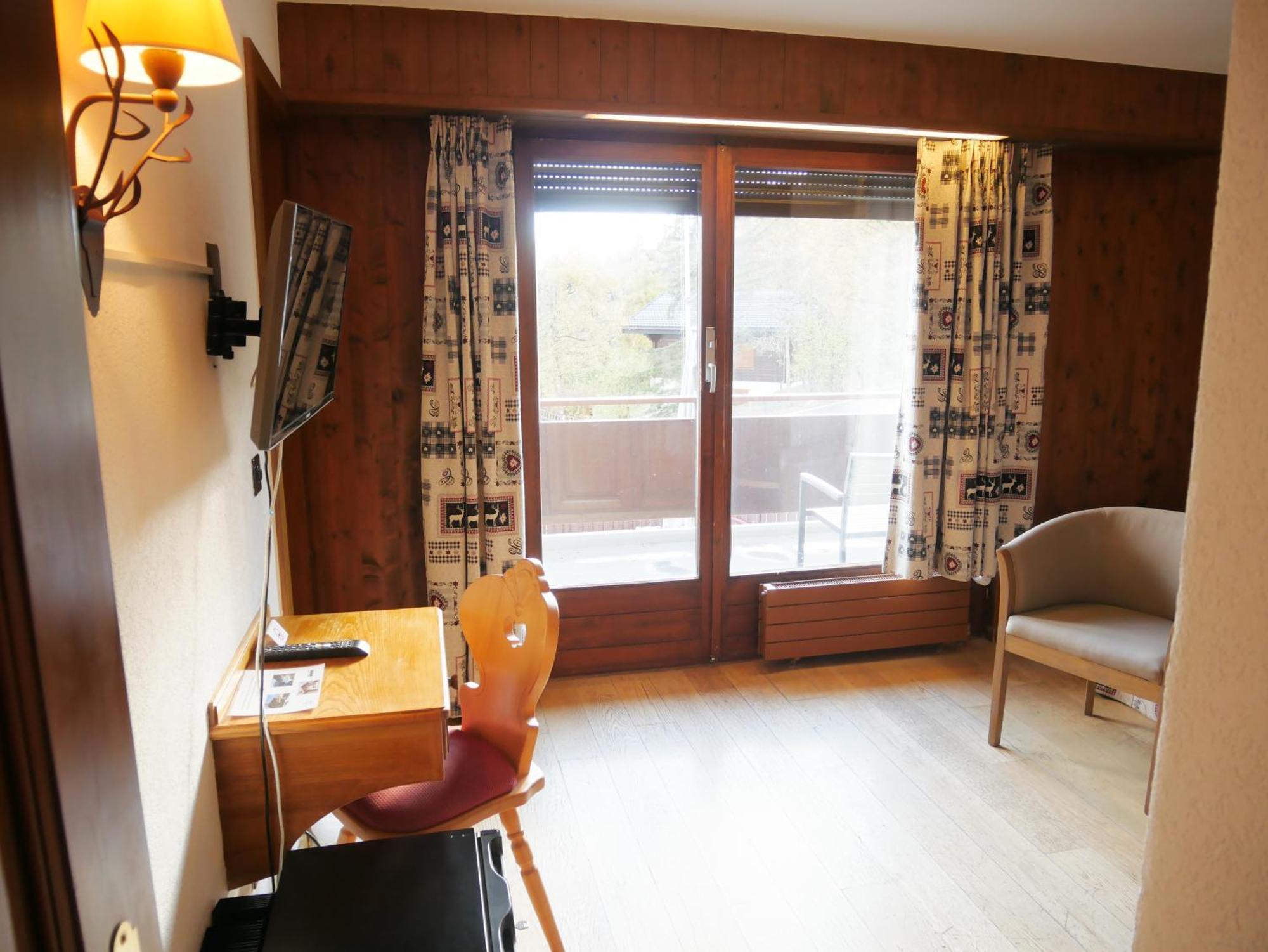 Between Boutique Hotel Chamoson Экстерьер фото