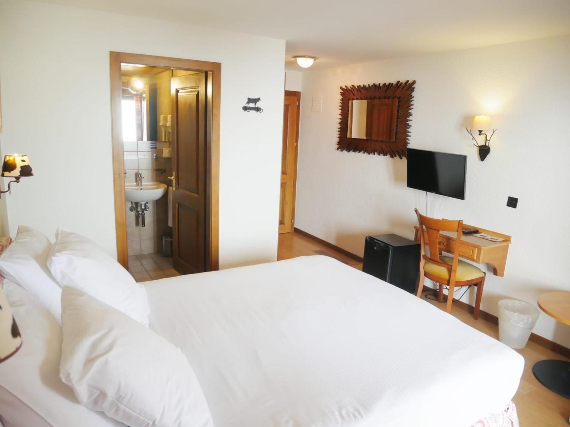 Between Boutique Hotel Chamoson Экстерьер фото