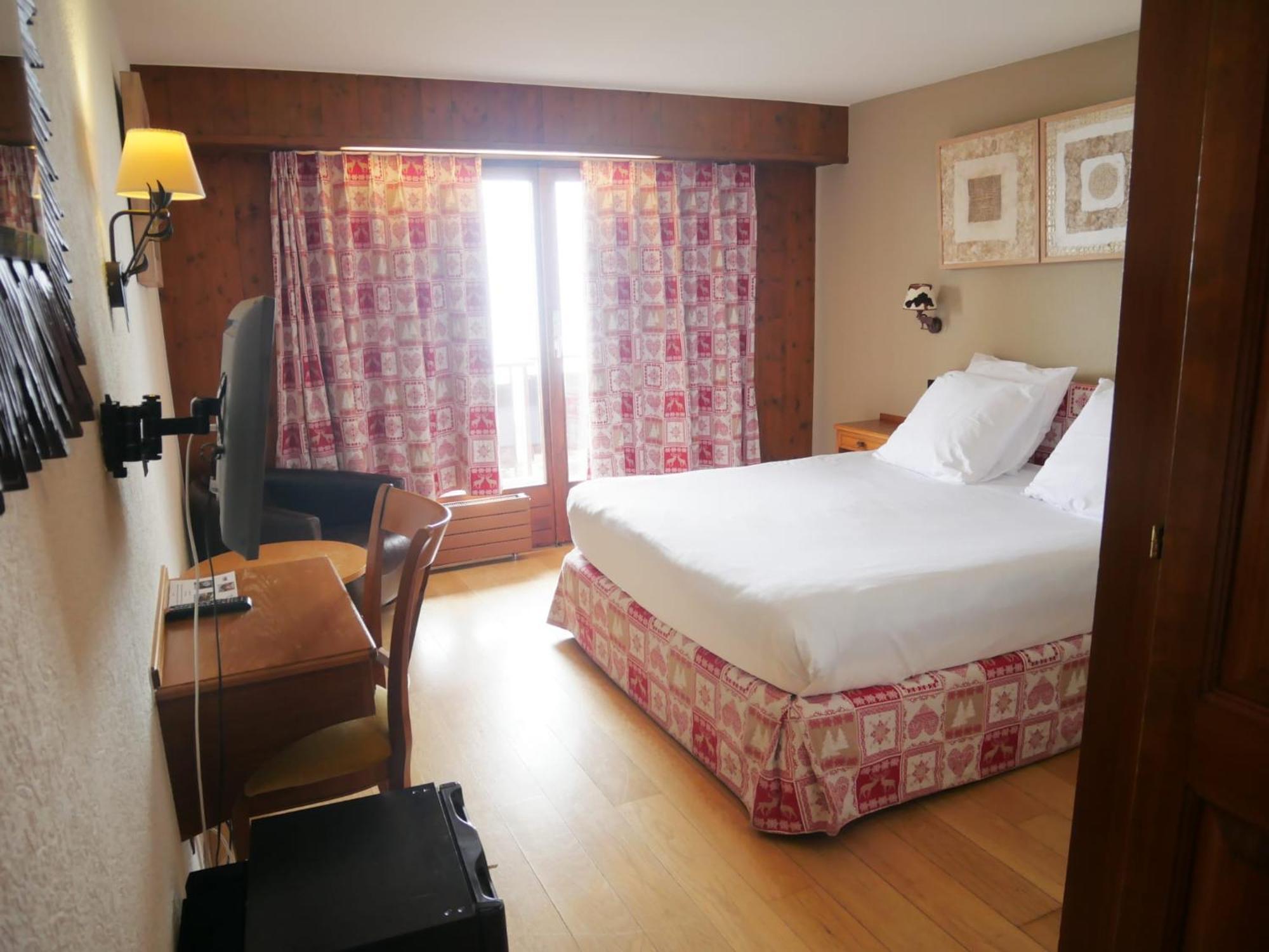 Between Boutique Hotel Chamoson Экстерьер фото
